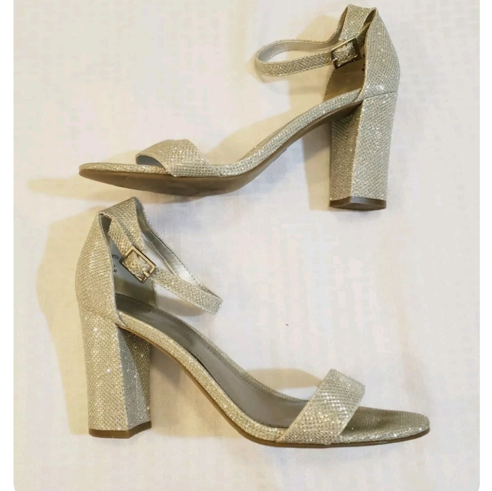 Worthington Womens Silver Heels